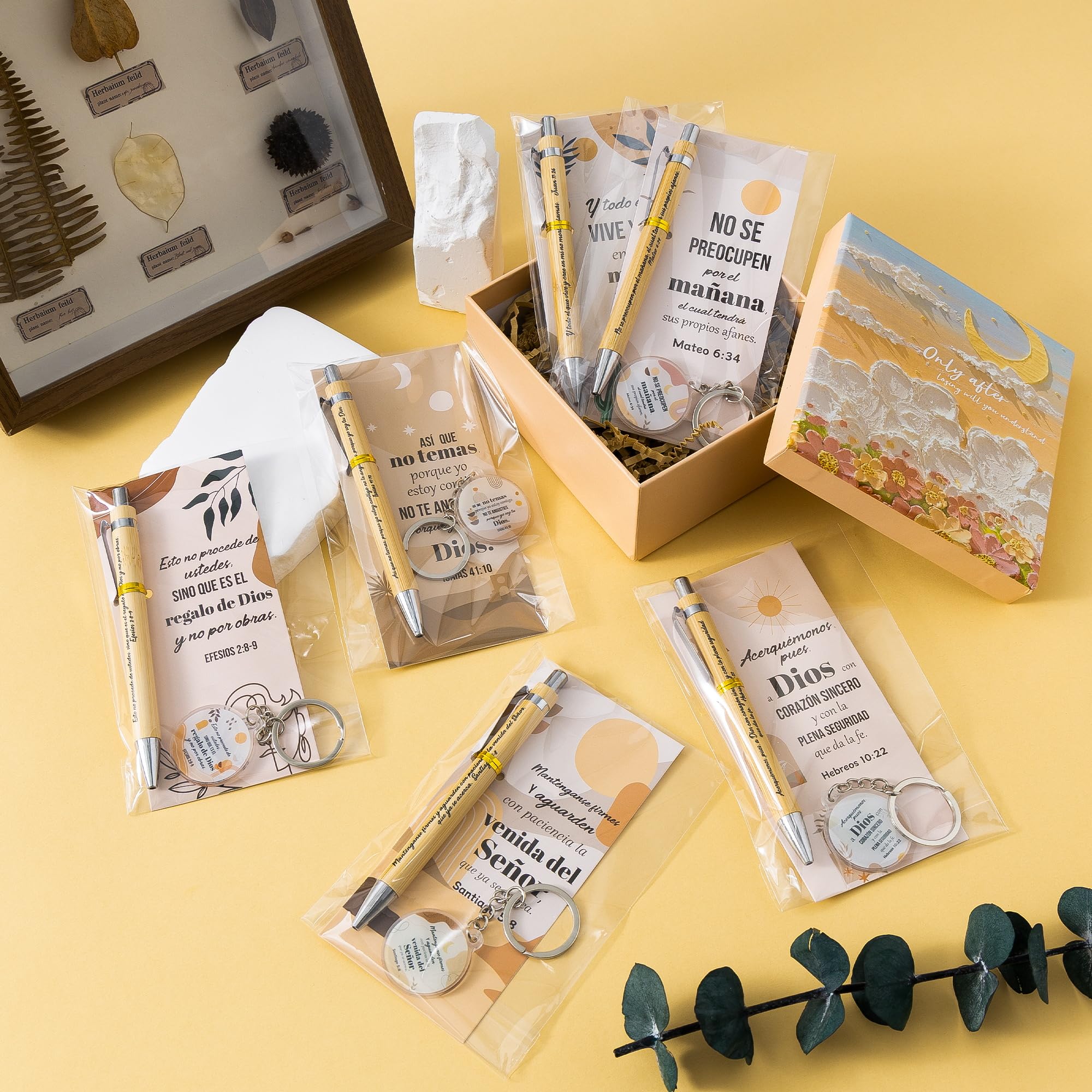 ANGOLIO 230Pcs Spanish Christian Boho Religious Gifts Bulk Easter Spring Gift Regalos Cristianos En Español Bible Verse Bamboo Pen Keychain Bookmark Religious Gift for Women Men Office Church Favor - Image 7